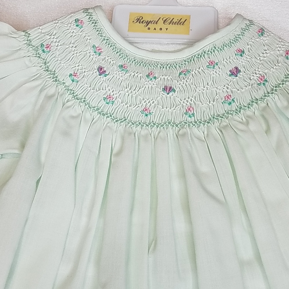 Royal child Mint green 6 months Smocked dress - Picture 6 of 7